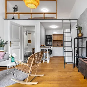  Apartamento Elegant Located In The Centre Of