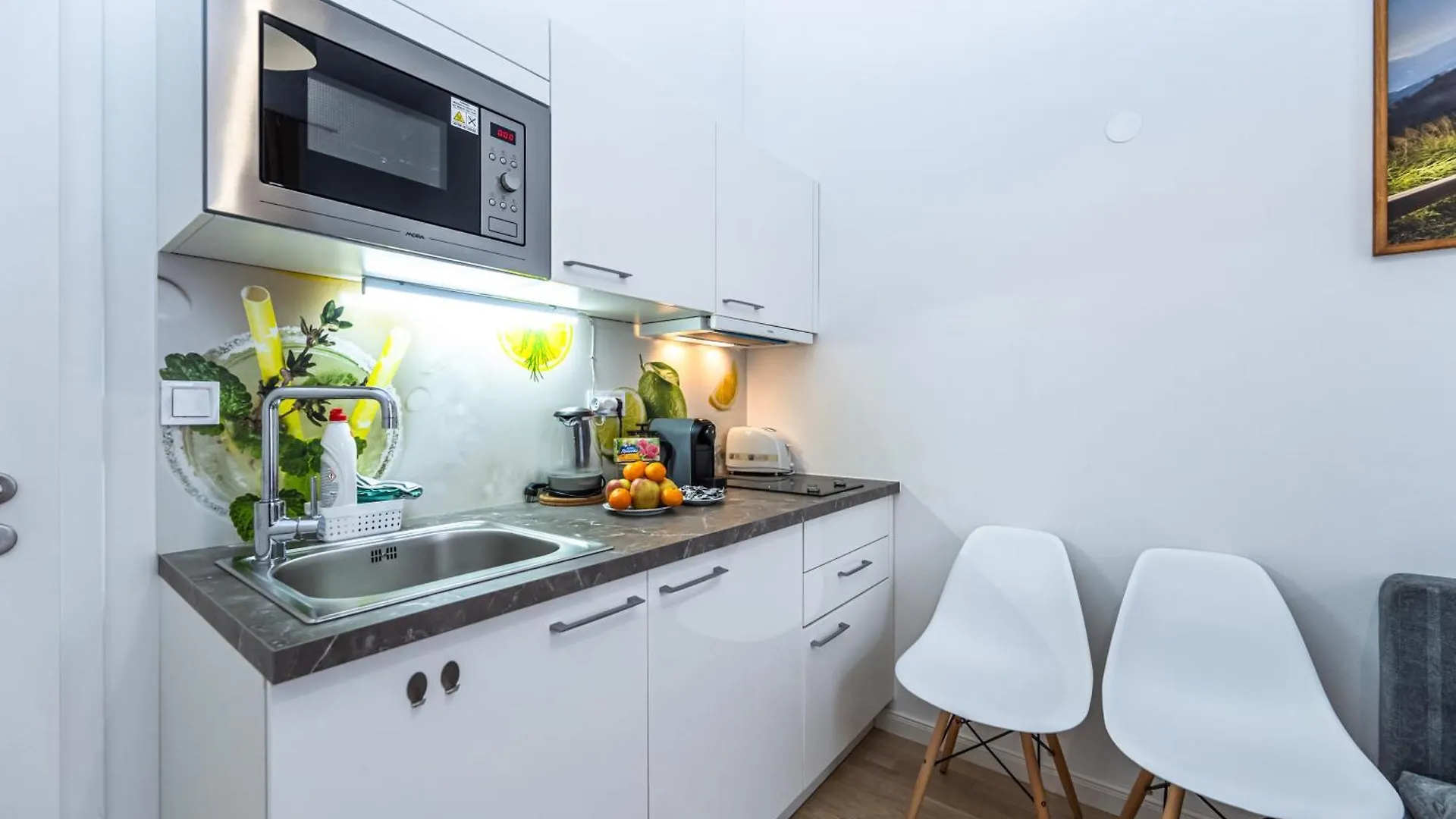 Stylish Apartment At Wenceslas Square 프라하 체코